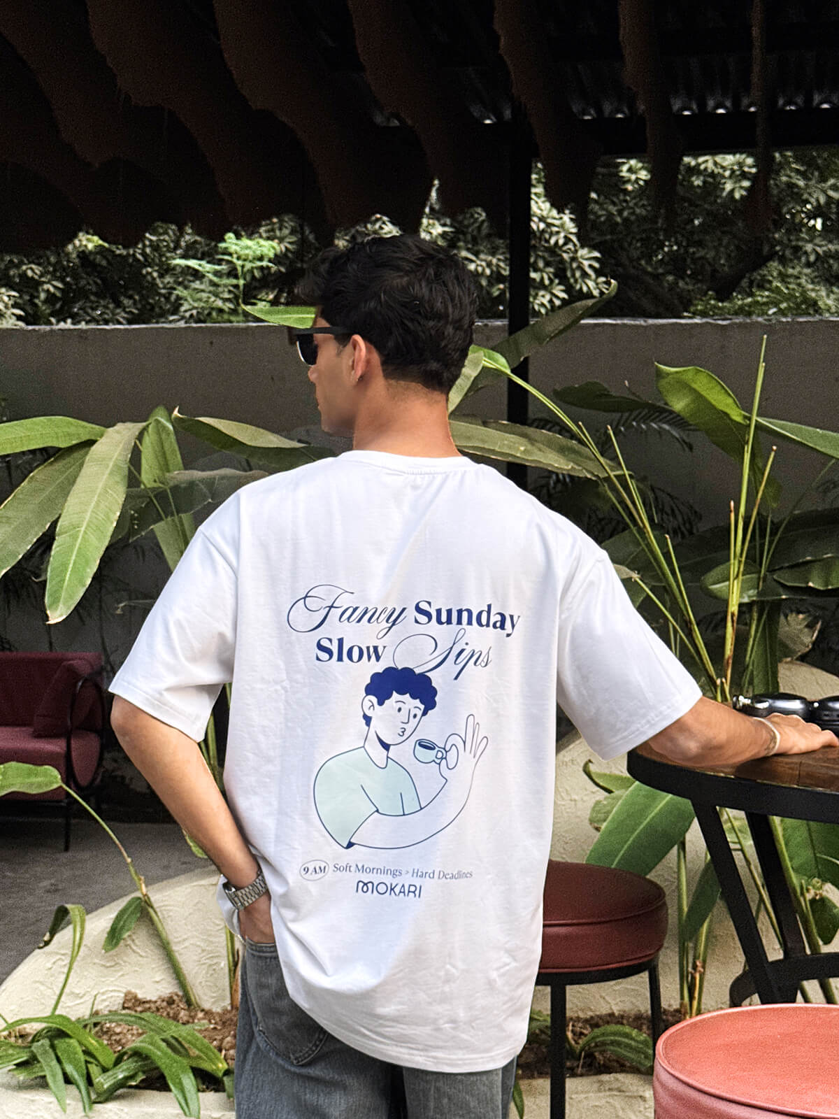 THE SUNDAY SIP Oversize tees