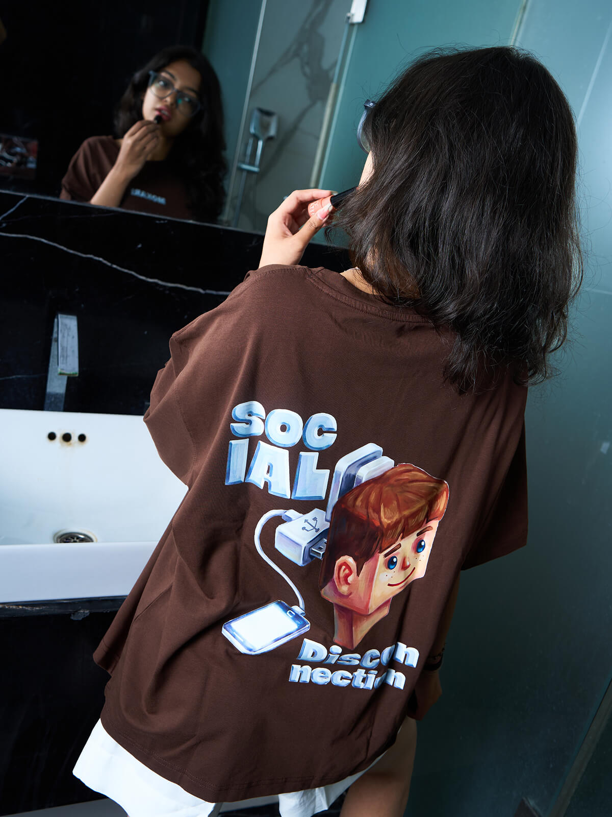 Social Disconnection | Oversize Chocolate Tee