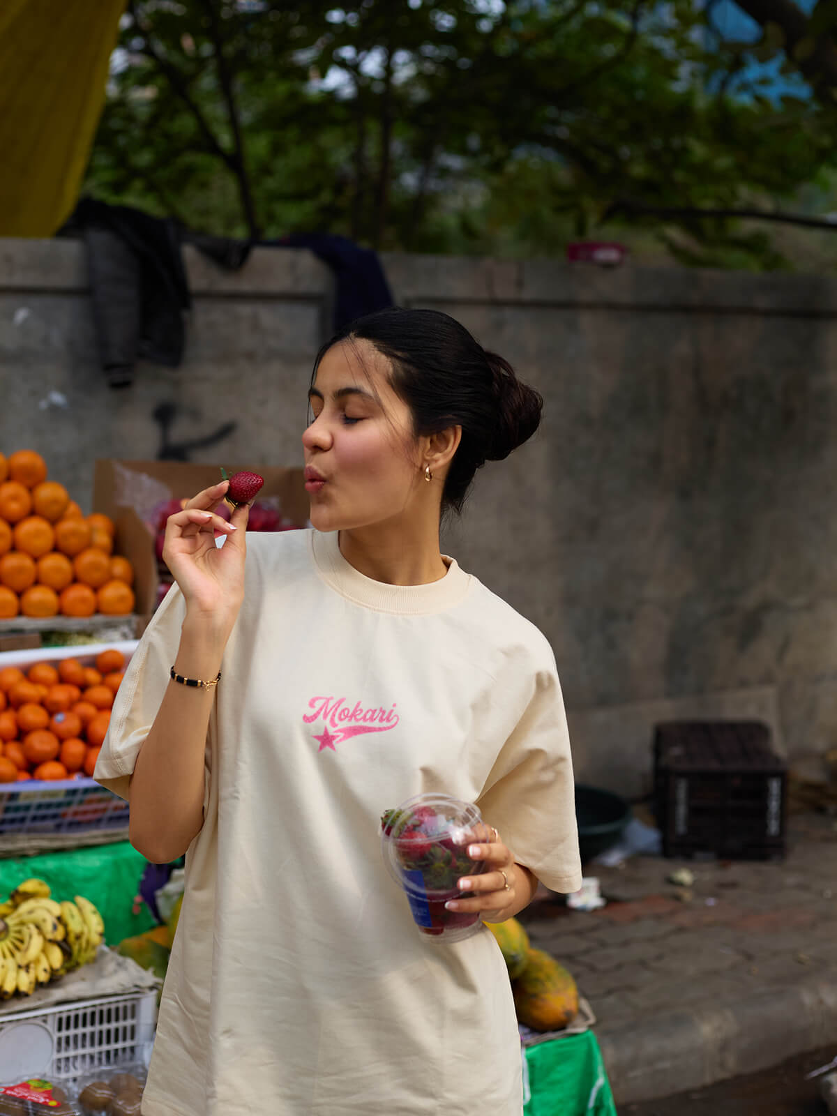 Straw-berry straw Tee Cream/Vanilla